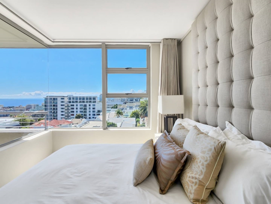 2 Bedroom Property for Sale in Sea Point Western Cape